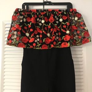 Embroidery off the shoulder Jumpsuit